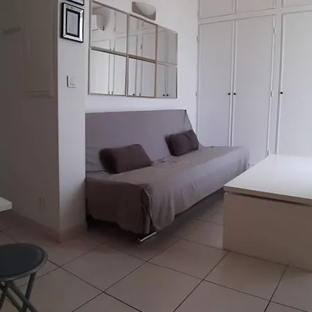 Coquet Studio Idealement Situe Et Tout Confort Apartment Cannes